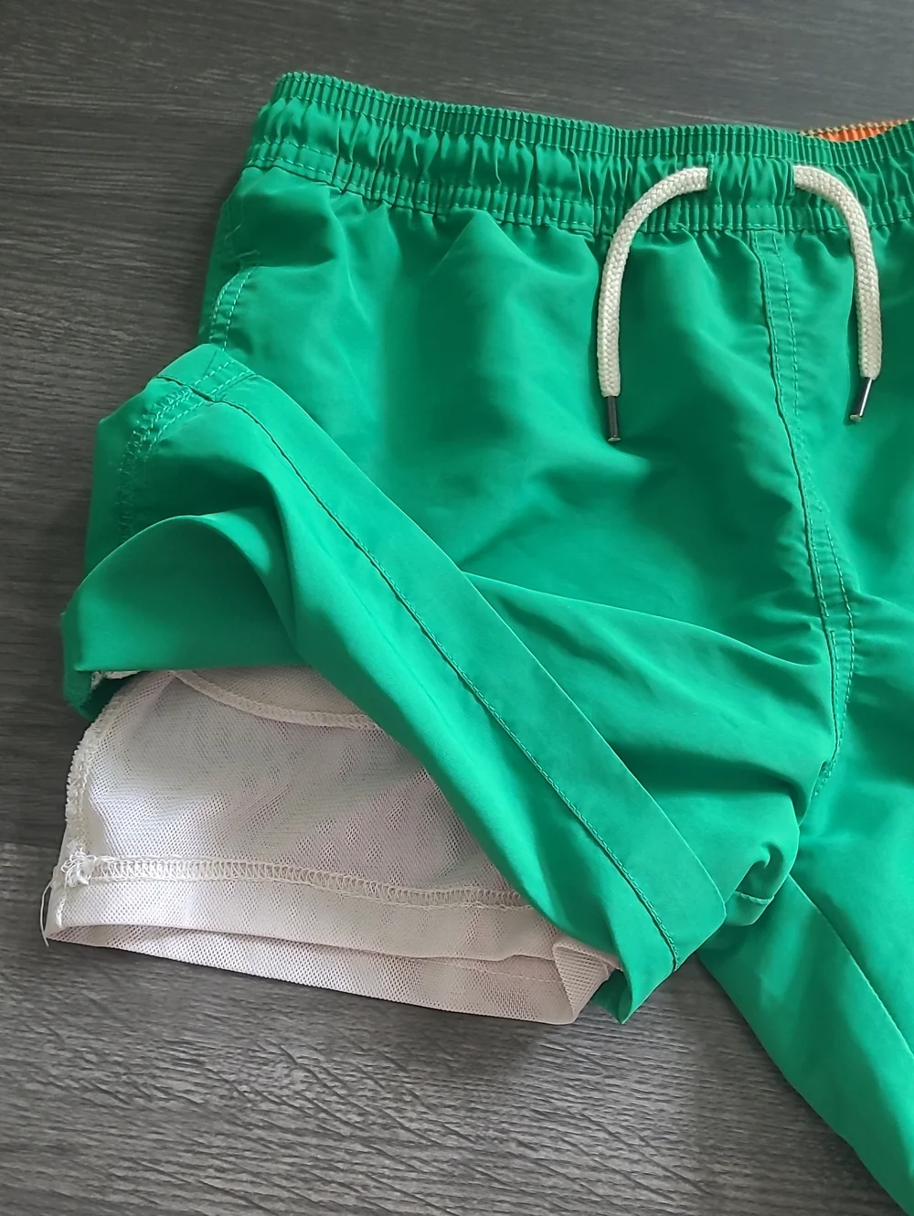 Boys L (14/16) Swim Trunks